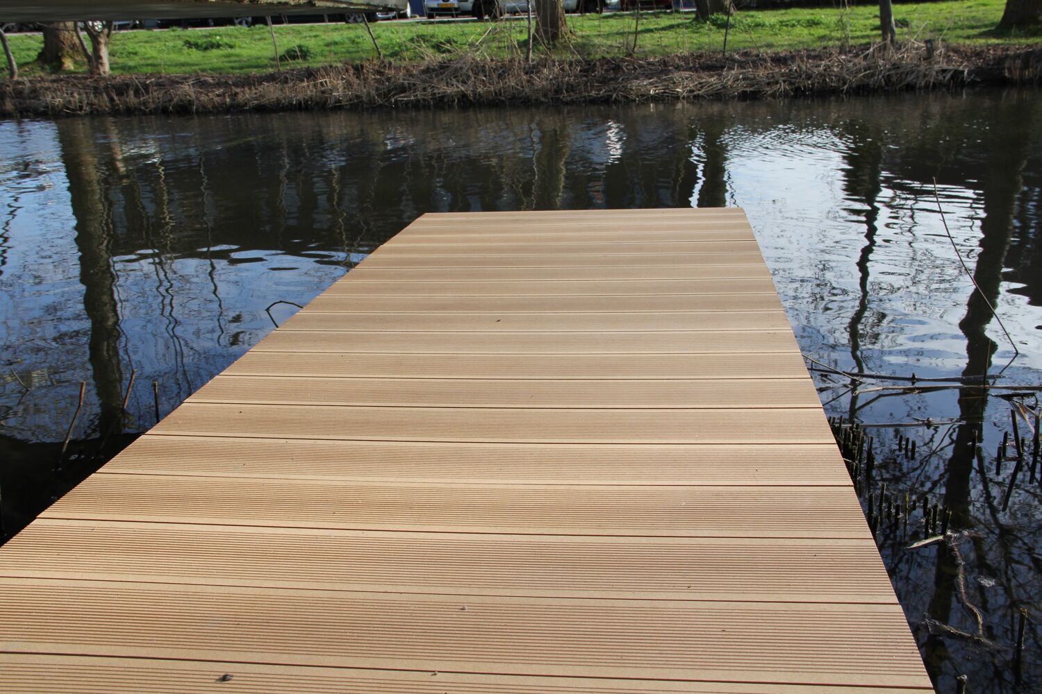 Thomdeck terras water